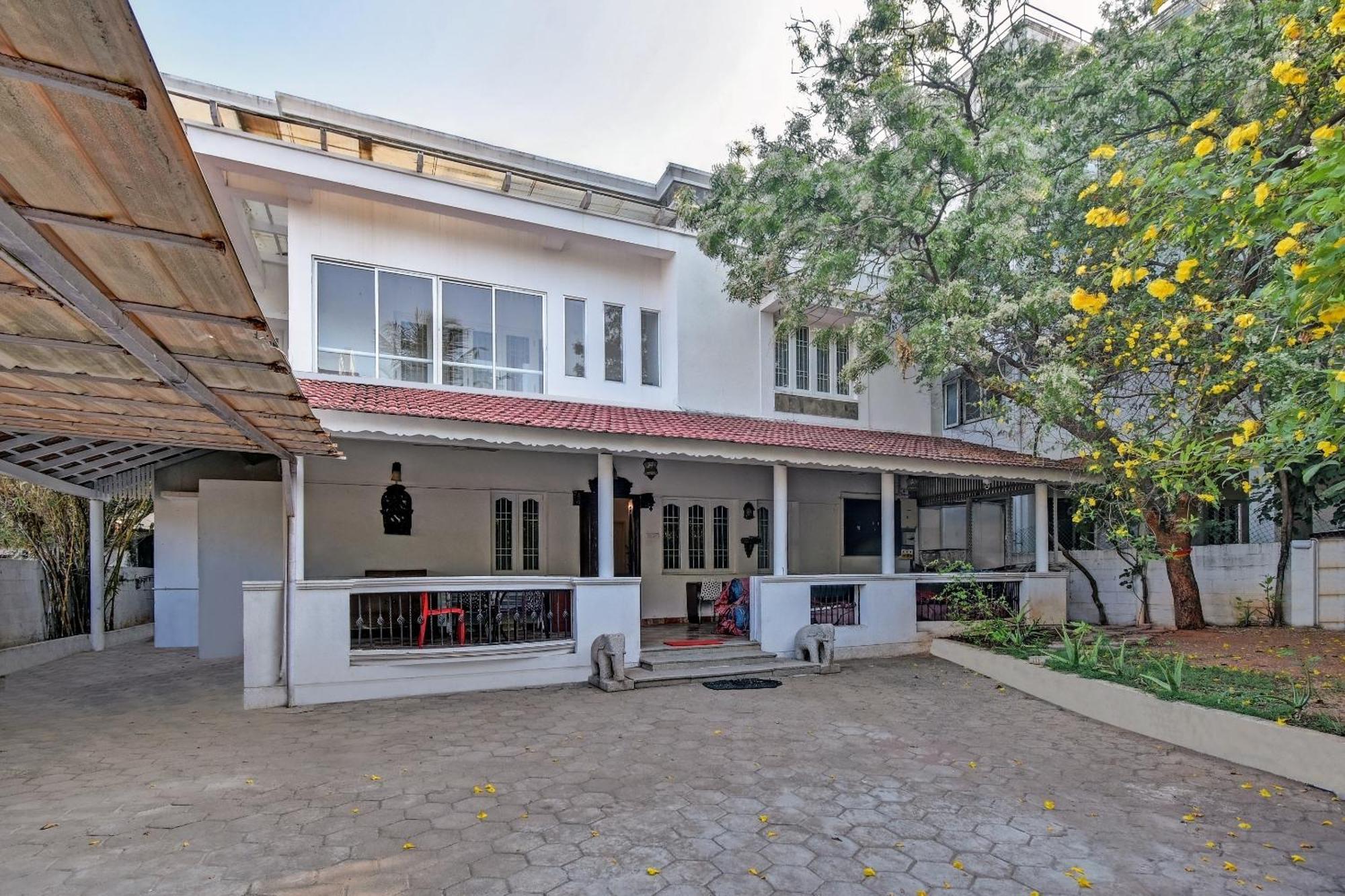 Hotel O Dakshin Villa Ecr Chennai Exteriör bild