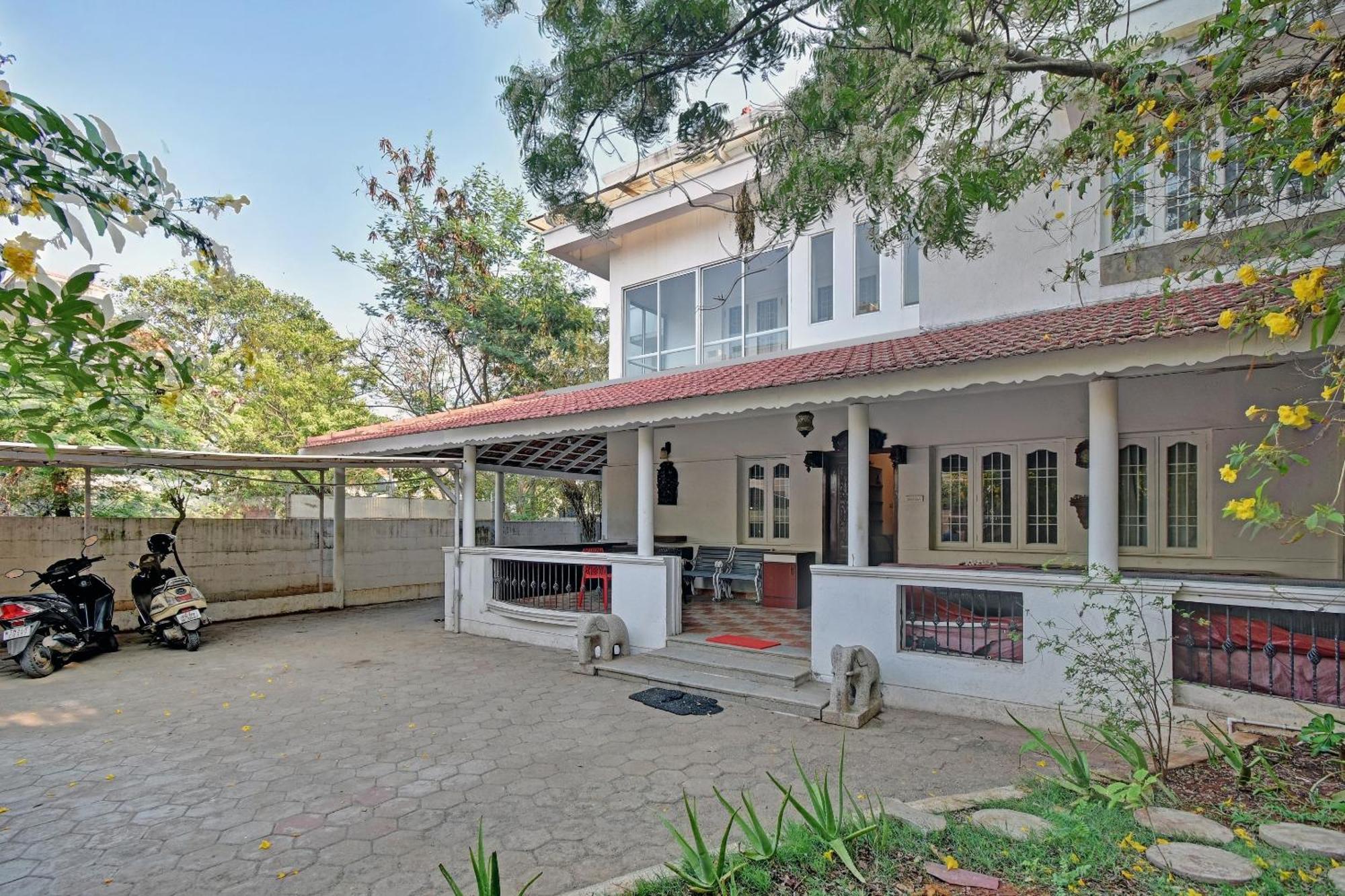 Hotel O Dakshin Villa Ecr Chennai Exteriör bild