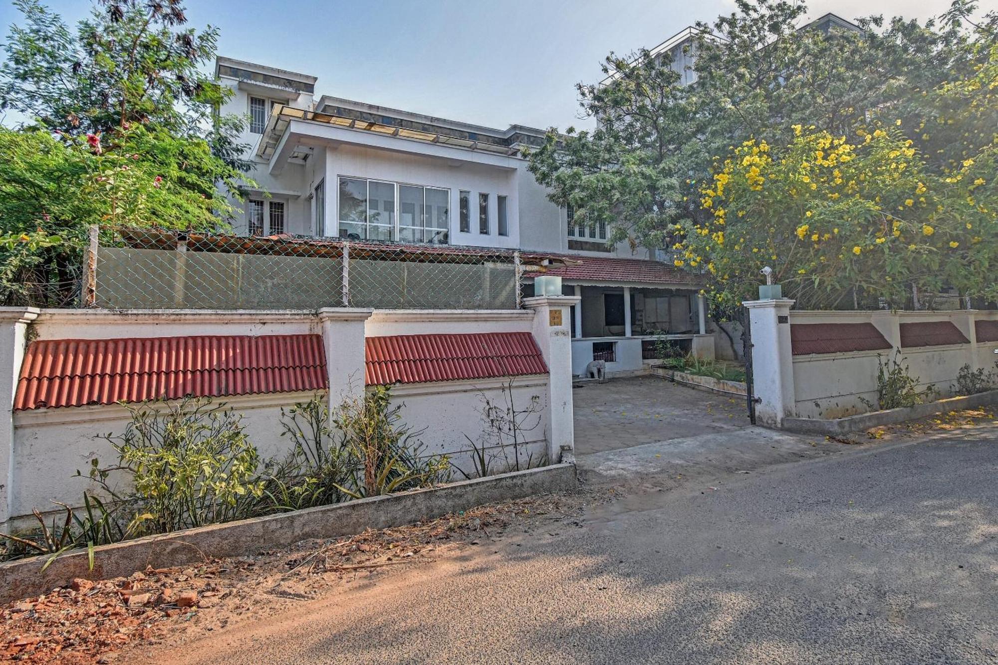 Hotel O Dakshin Villa Ecr Chennai Exteriör bild